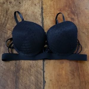 Body Frosting Black Bra